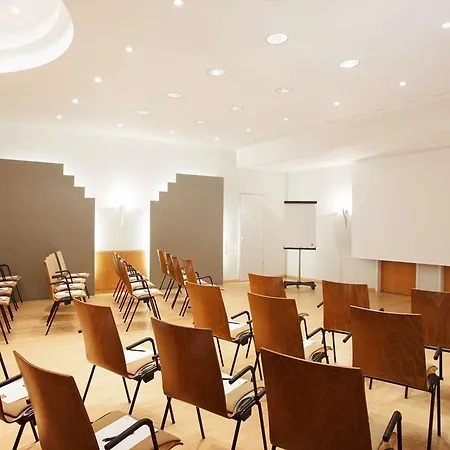 Townhouse Stadt Hamburg فندق 4*